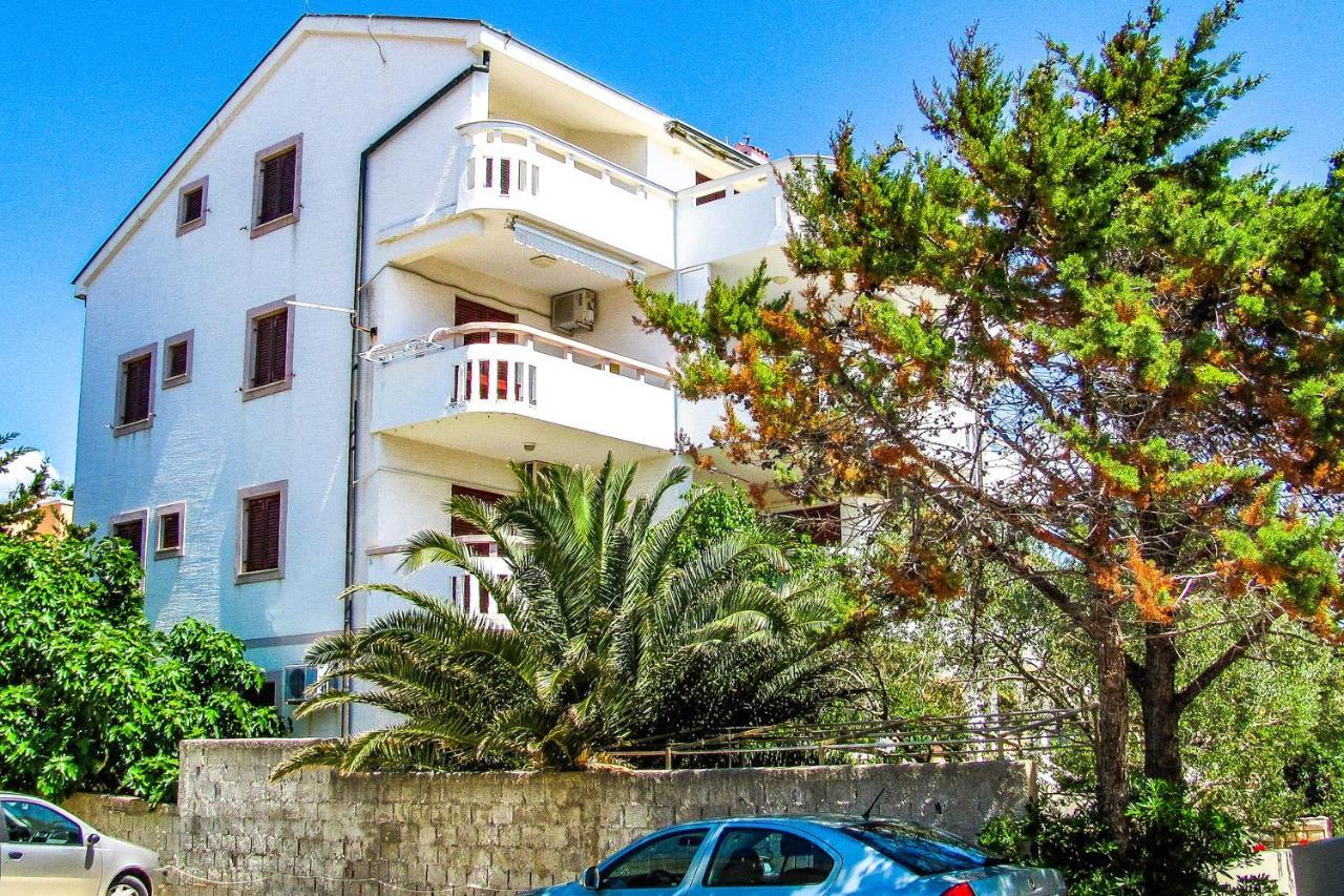 Apartments Hope Novalja Exterior photo